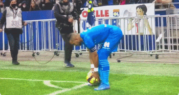 阿森纳和拜仁本赛季欧冠都没落后过，拜仁领先时长最长