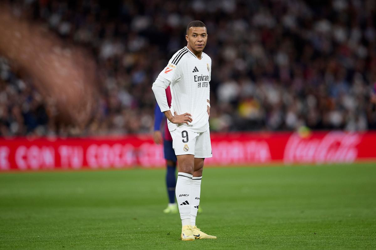 巴尔特拉：安东尼像内马尔和C罗的结合体，有前者天赋+后者心态