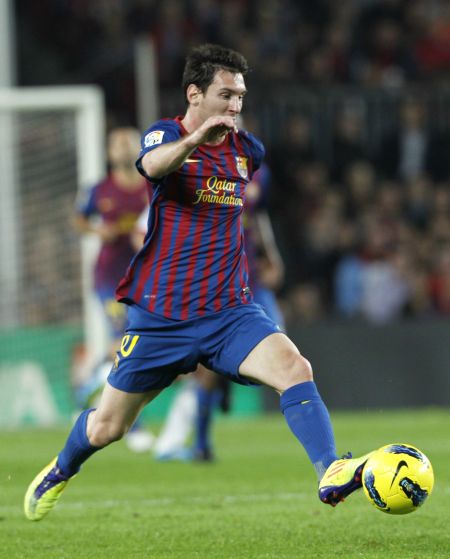 都灵主帅：我很尊重斯帕莱蒂，我们必须带着创造历史的信念比赛