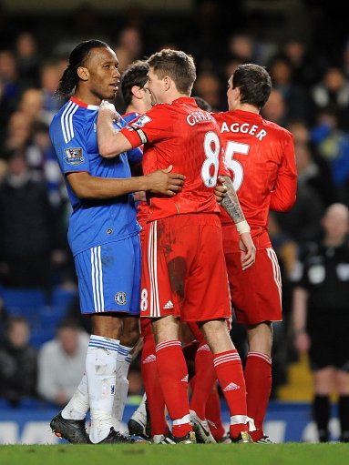 云南玉昆官方：与队长赵宇豪、中国香港球员徐宏杰完成续约