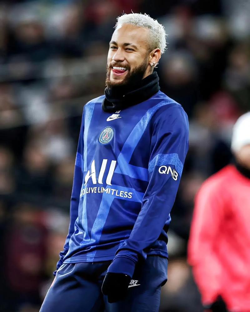 连救4个局点轰6-0！王曼昱打出窒息逆转，第三局直接打崩对手