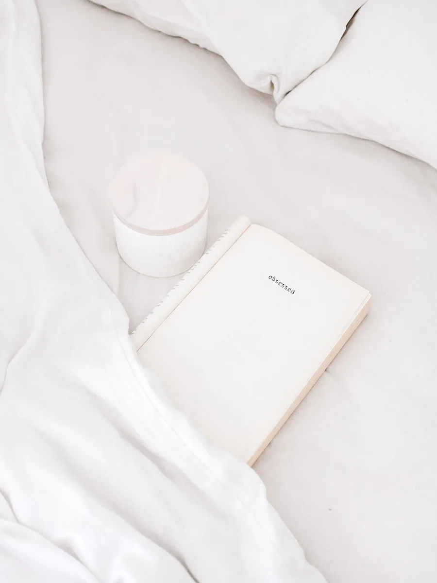 Obsessed Book - u球体育2